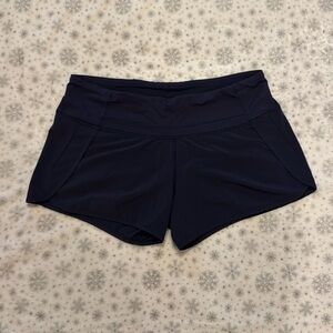 Black Lululemon Speed Up shorts